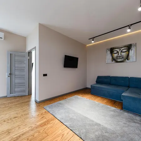 Luxury Smart House Apartment