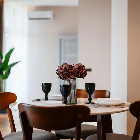 Apartment Luxury Smart House