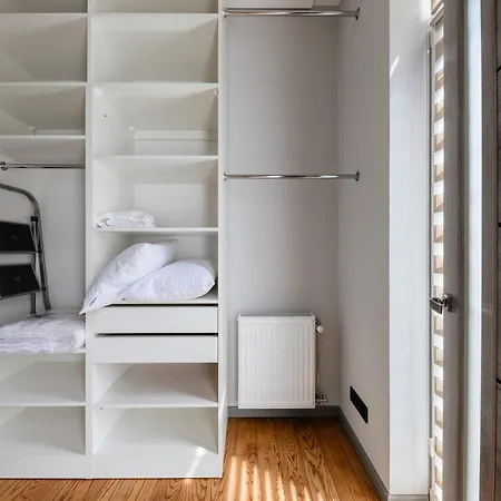 Luxury Smart House Apartment *