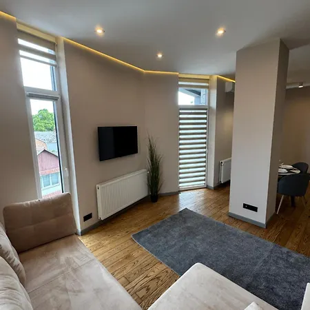 Luxury Smart House Apartment *